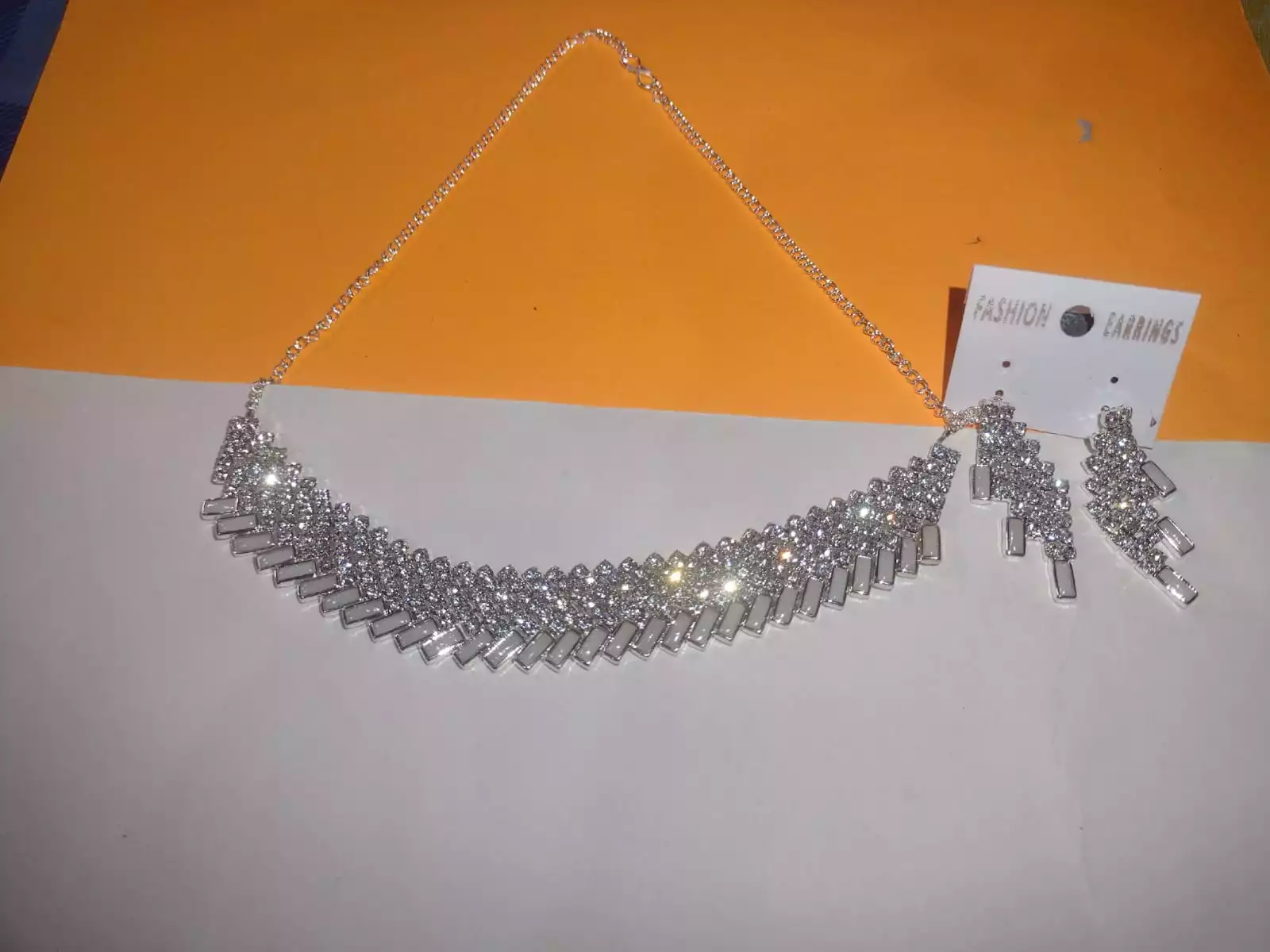 WHITE SPARKLE NECKLACE SET WITH EARRINGS LATEST DESIGN