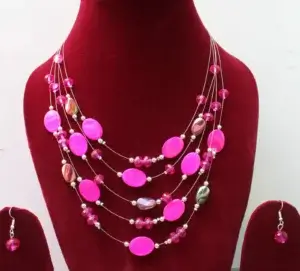 graceful pink beads necklace