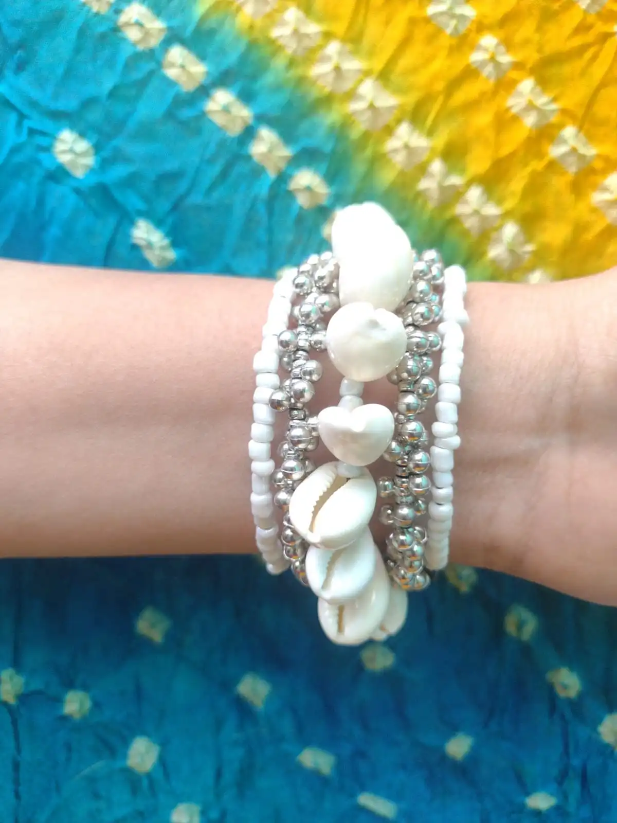White shell adjustable bracelet ghungroo